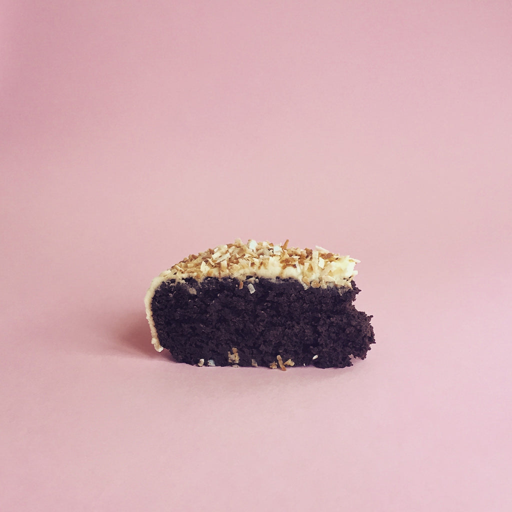 The BEST Gluten-Free & Low Sugar Chocolate Cake!